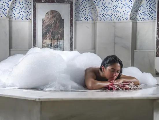 Traditionelles Türkisches Bad