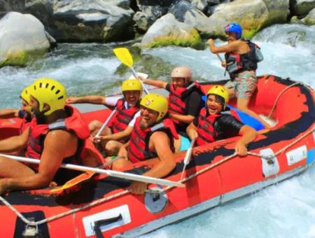 Wildwasser-Rafting