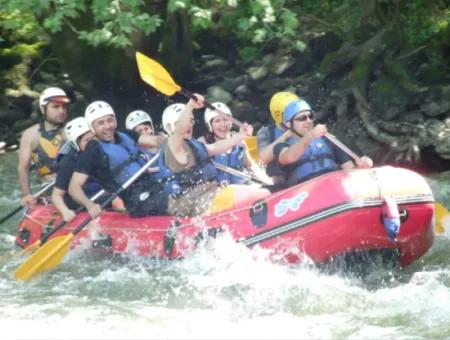 Wildwasser-Rafting