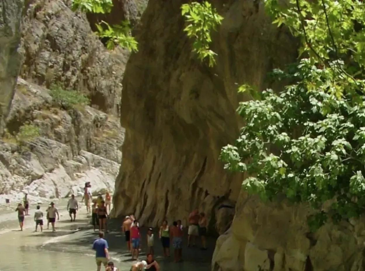 Saklıkent Canyon & Waterfall Experience – Full-Day Adventure Tour