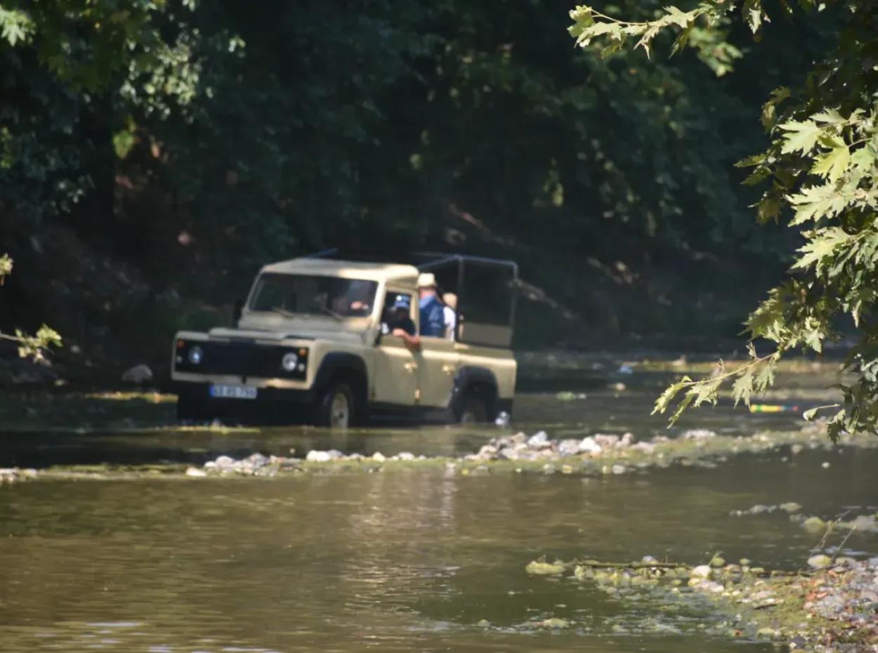 Jeep Safari
